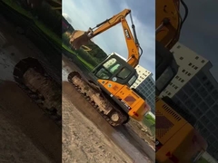 SANY135 Digunakan Excavator Crawler 0,6m3 13500Kg Berat Untuk Penggalian Efisien