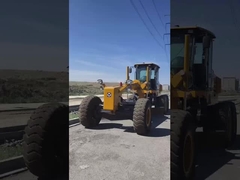Diandalkan XCMG 2403 Digunakan Motor Grader Cummins Mesin Dengan 3965x610mm Blade